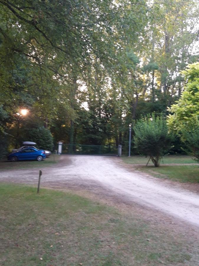 Hotel Camping De Baignes Exteriér fotografie